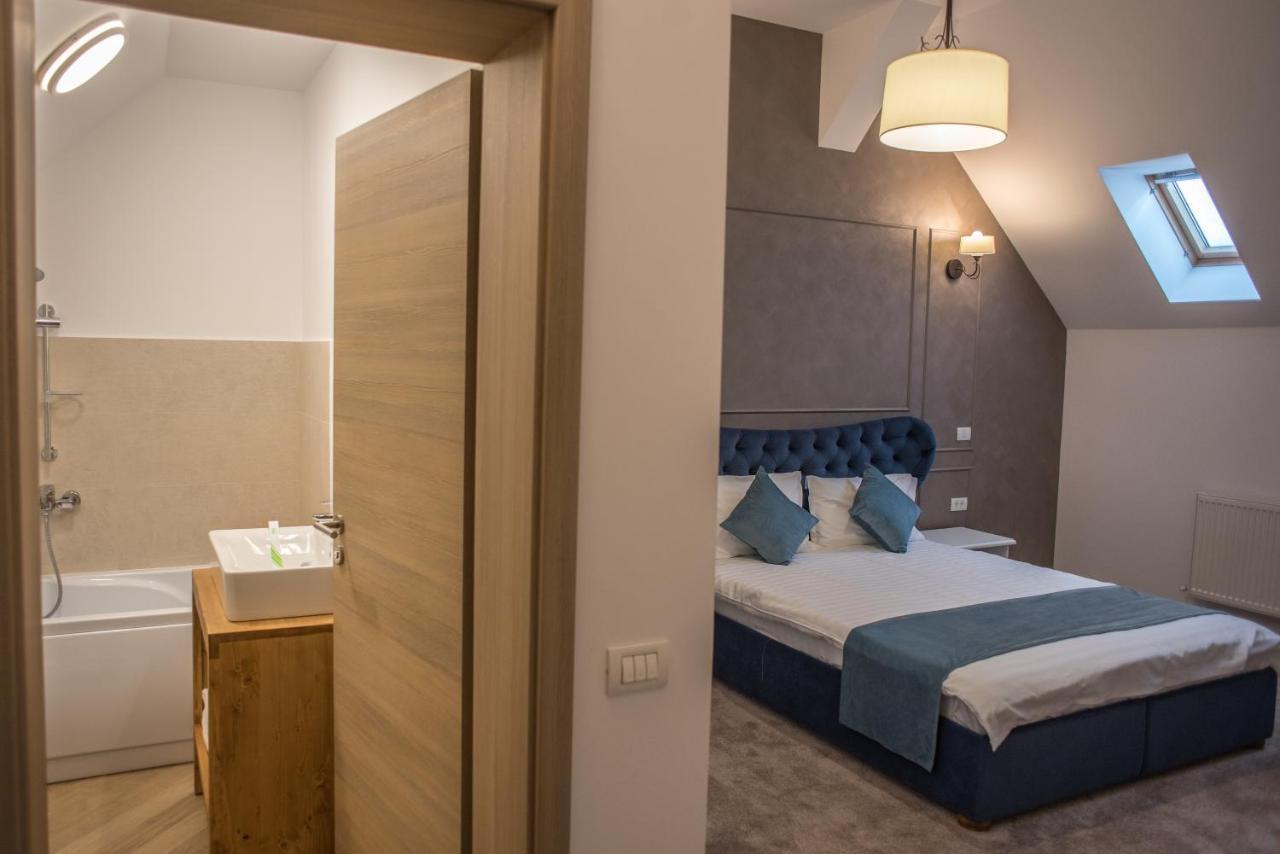 Boga Rooms Sinaia Exterior foto