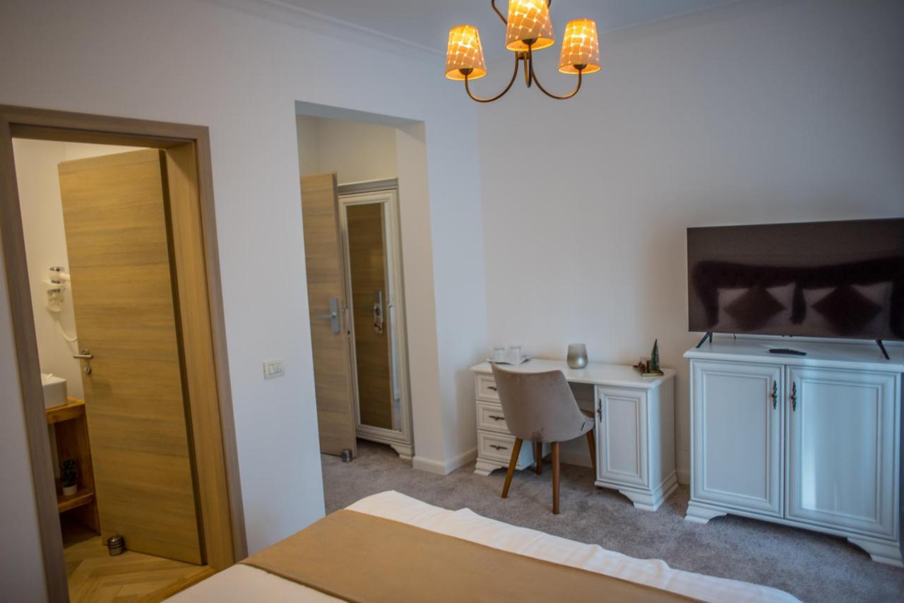 Boga Rooms Sinaia Exterior foto